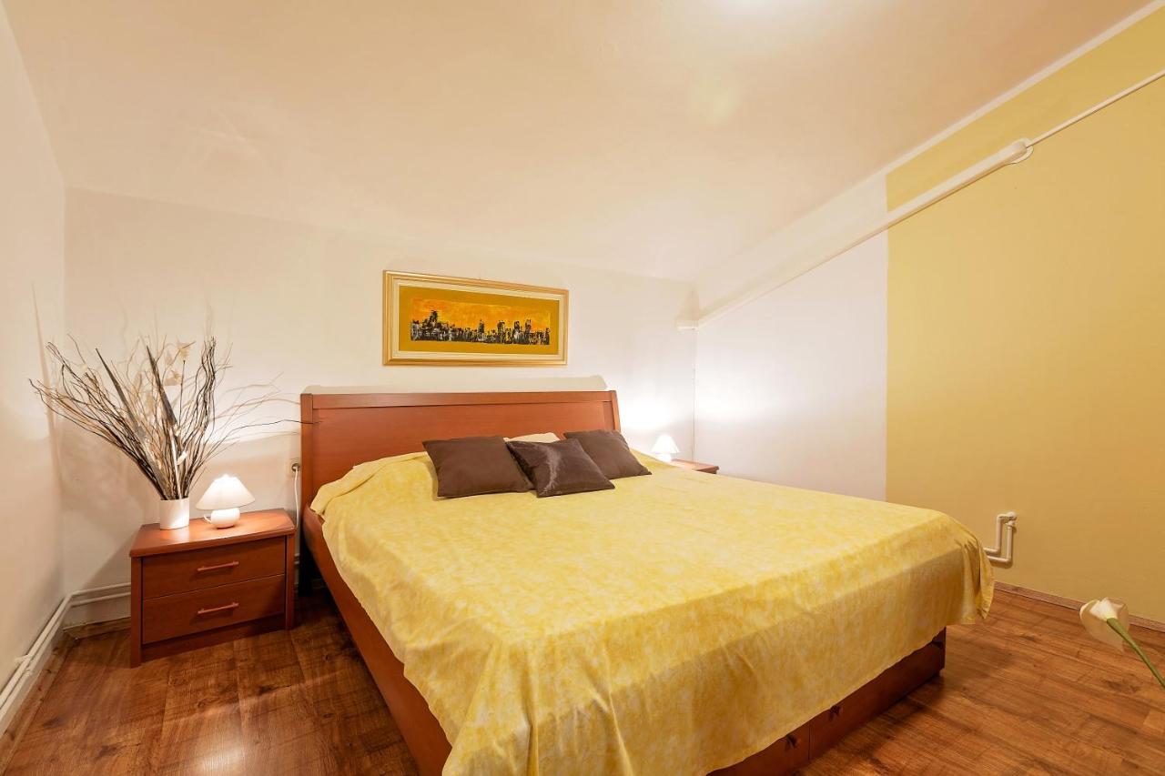 Apartmani Gilda Върсар Екстериор снимка