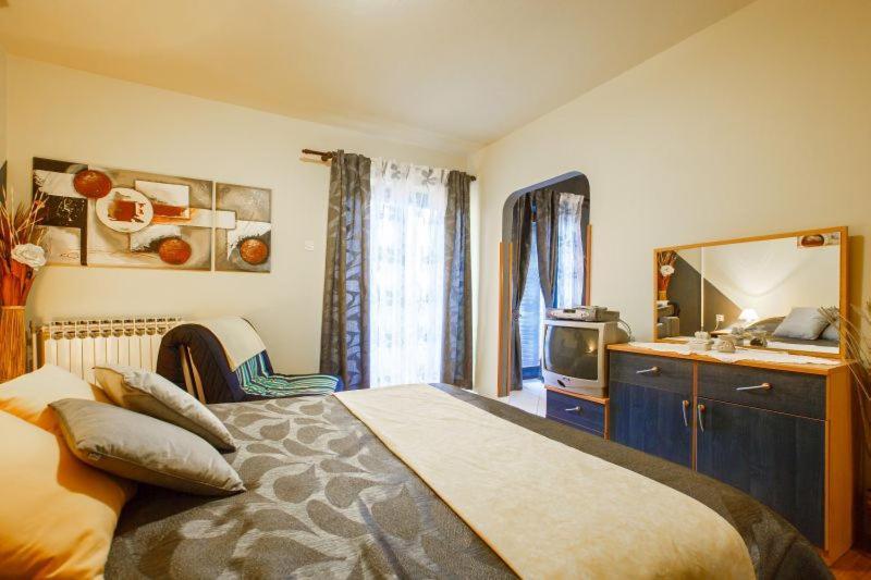 Apartmani Gilda Върсар Екстериор снимка